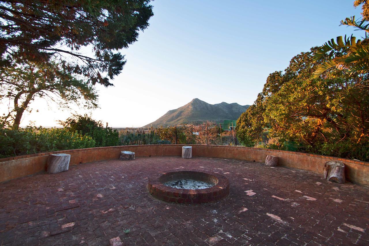 Wild Rose Country Lodge Noordhoek Exteriör bild